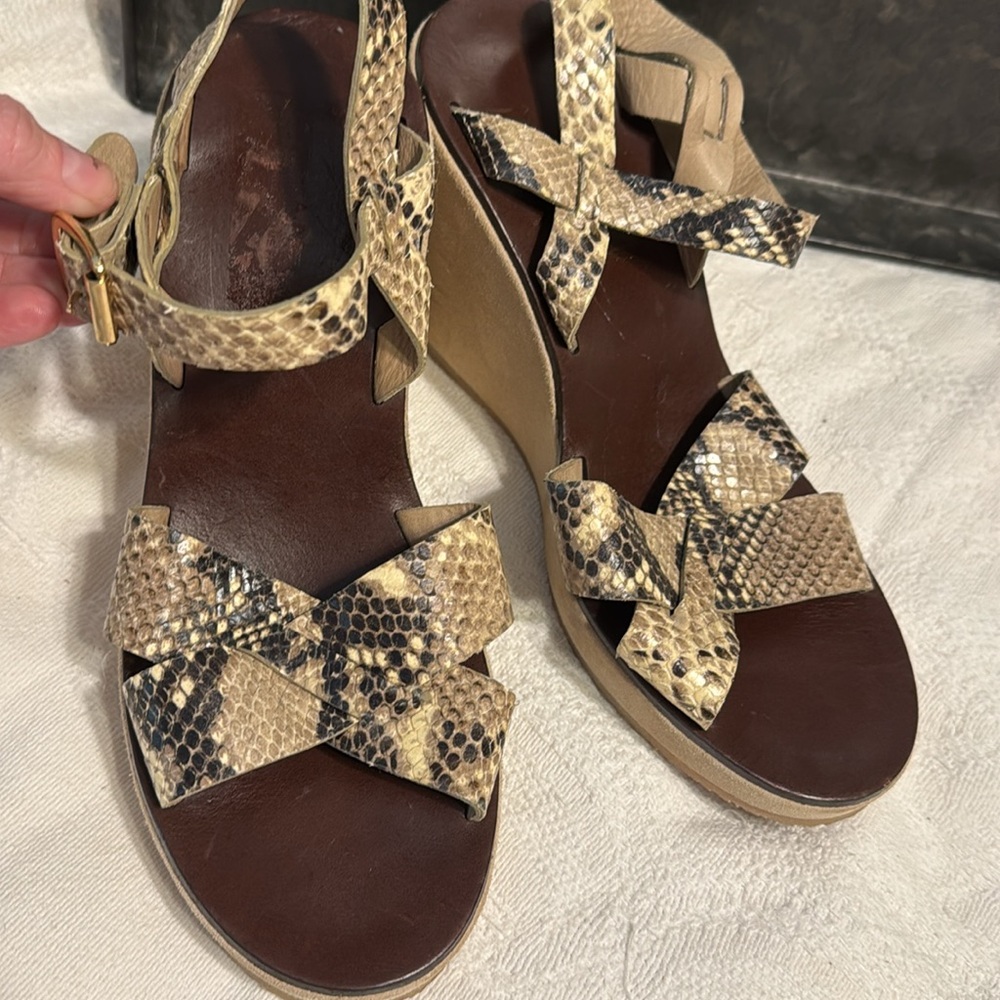 Apc Snakeskin Python Juliette Sandals Wedges Sued… - image 8